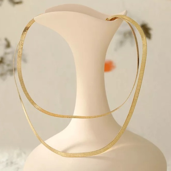 Gold plated layered snake necklace - Picture 3 of 4